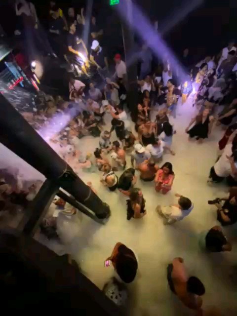 Fiesta Espuma Cuban Party 6-2